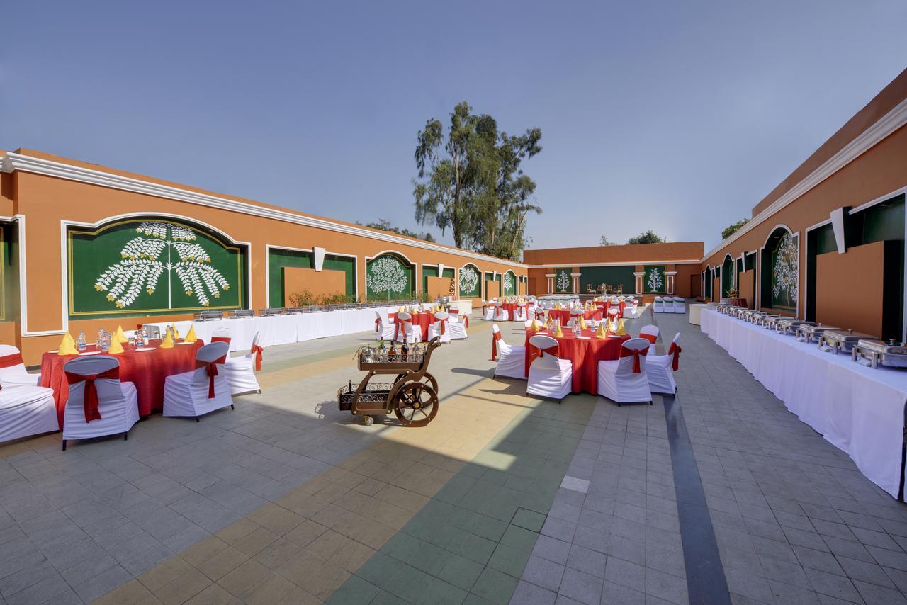 Mayfair Rourkela Екстериор снимка