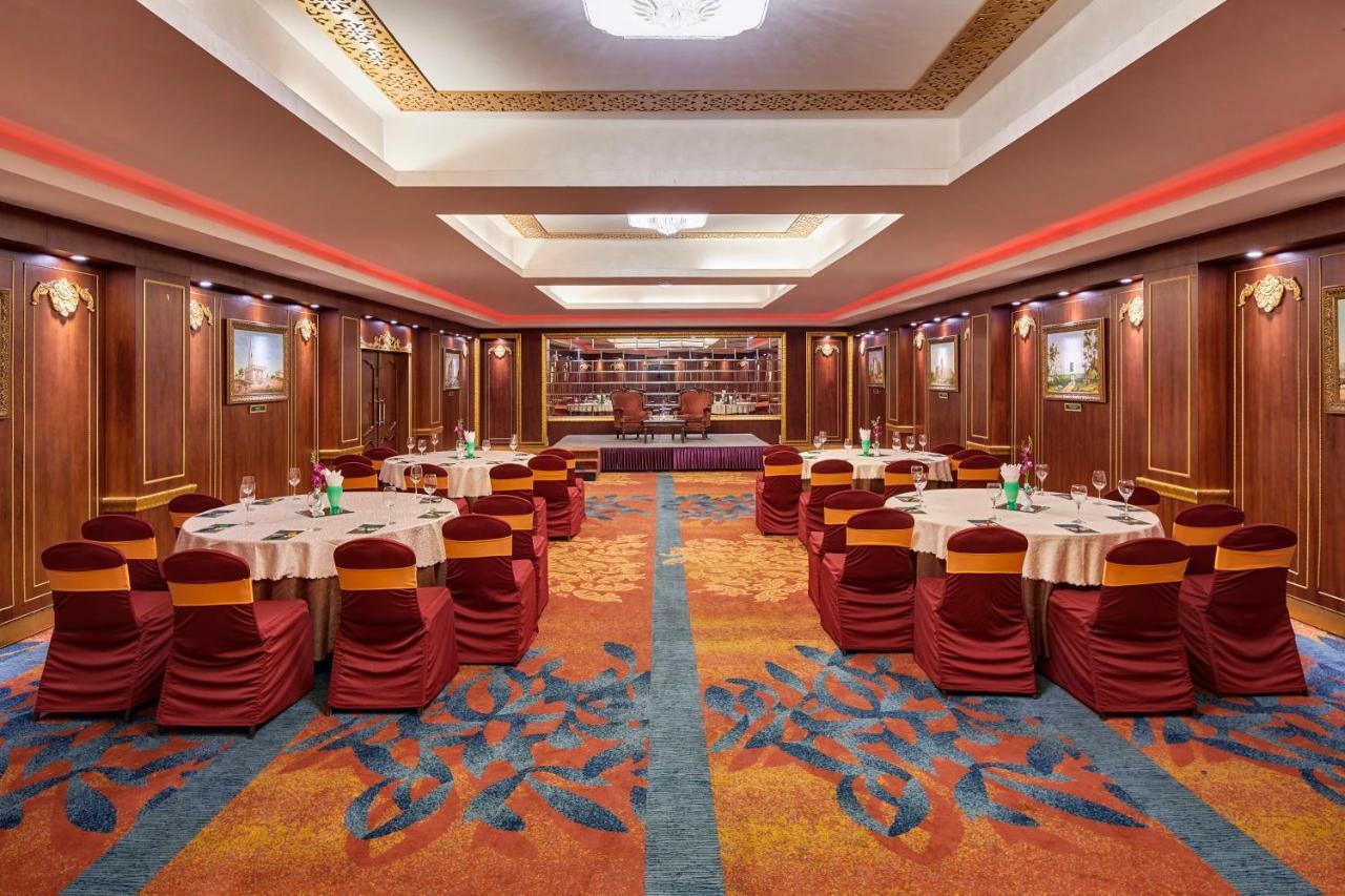 Mayfair Rourkela Екстериор снимка